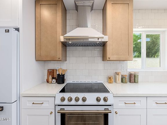 2nd image of 3401 N 37TH Street #9