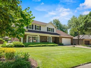 2 Hardwick Ct, Sugar Grove, IL 60554