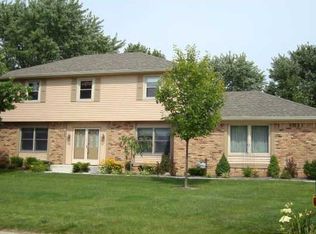 569 Cobblestone Rd, Avon, IN 46123