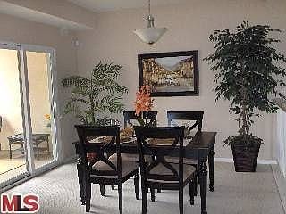 5th image of 564 W Olive St