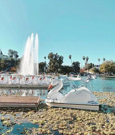 Echo Park (walking distance park)