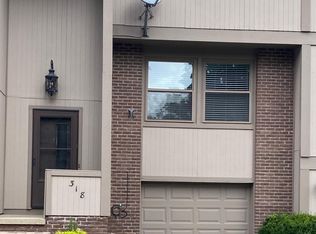 318 Ridge Point Cir, Bridgeville, PA 15017