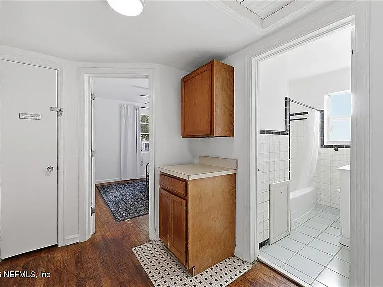 1266 Donald St #1264 — Photo 9
