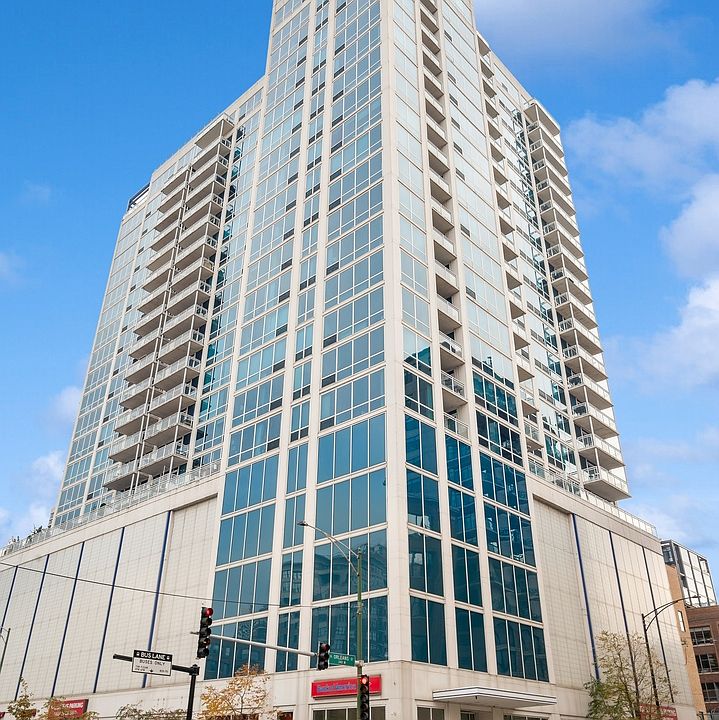 1st image of 757 N Orleans St APT 612