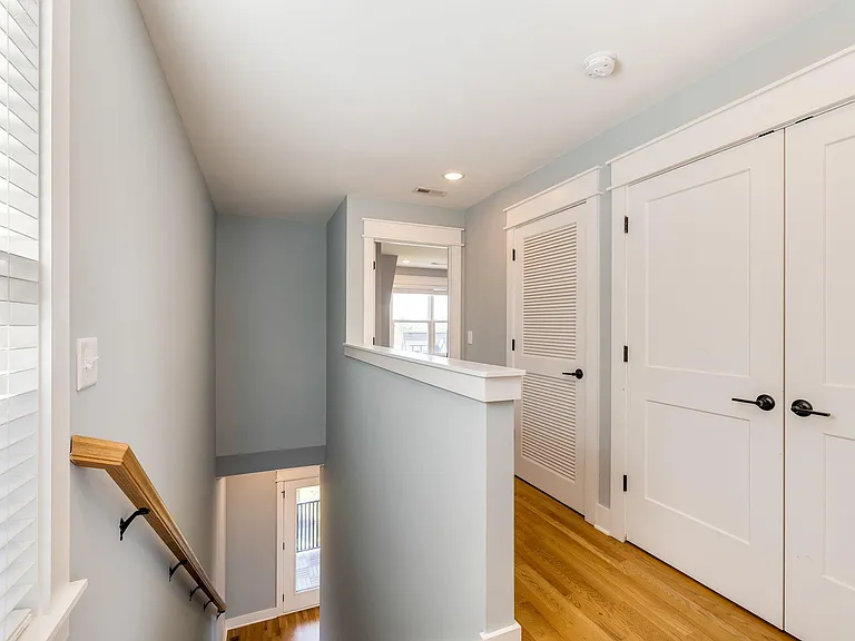 530 Edwin St #10 — Photo 28