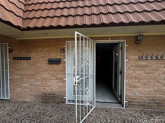2nd image of 101 E Yuma Ave #13