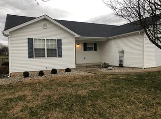 396 Valley View Dr, Vine Grove, KY 40175