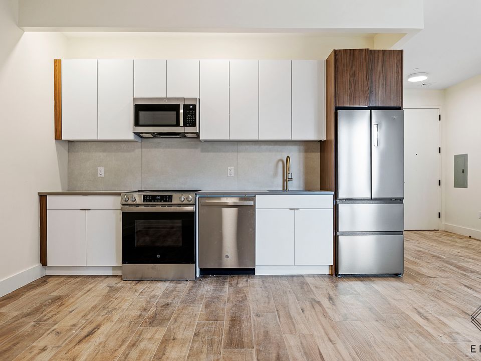 1st image of 151 Hawthorne St #4F