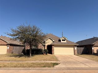 21106 Kirkland Woods Dr, Houston, TX 77095