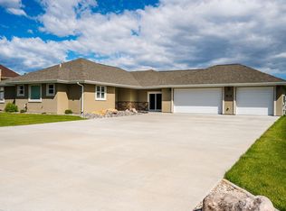 770 N Ridge Way, Buffalo, WY 82834