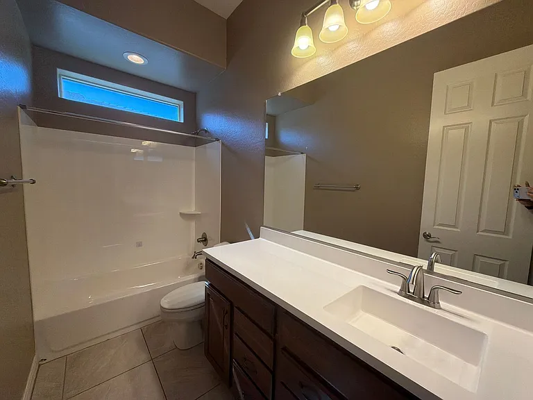 15959 W Cameron Dr — Photo 8