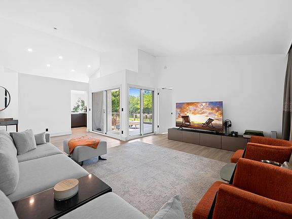 3rd image of 22448 Swordfish Drive