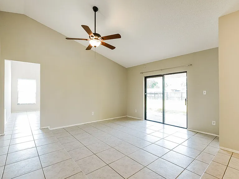1000 Dinero Dr — Photo 7
