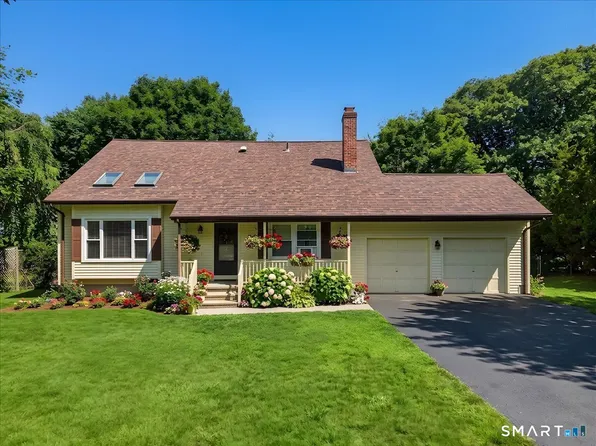 19 Topsail Lane, Groton, CT 06355
