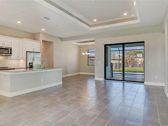 3rd image of 1143 SE 29th St
