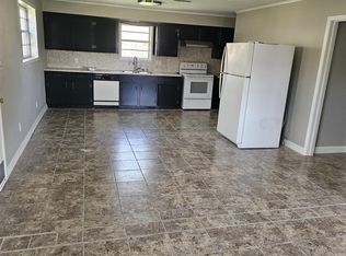 715 N 5th St, Silsbee, TX 77656