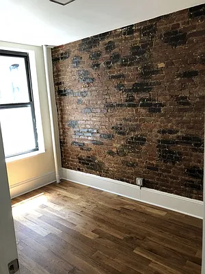 Rented by Sky Management | media 30