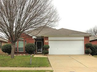 13437 Ponderosa Ranch Rd, Roanoke, TX 76262