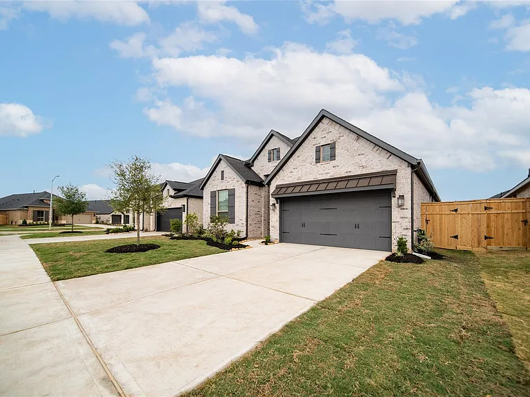 6007 Painted Plains Ln — Photo 4