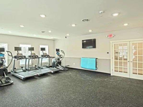 Van Allen Apartments