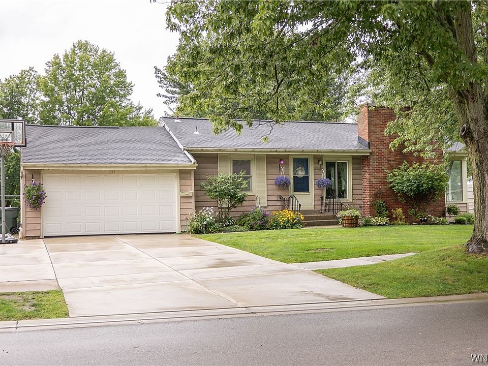 1st image of 131 Cadman Dr