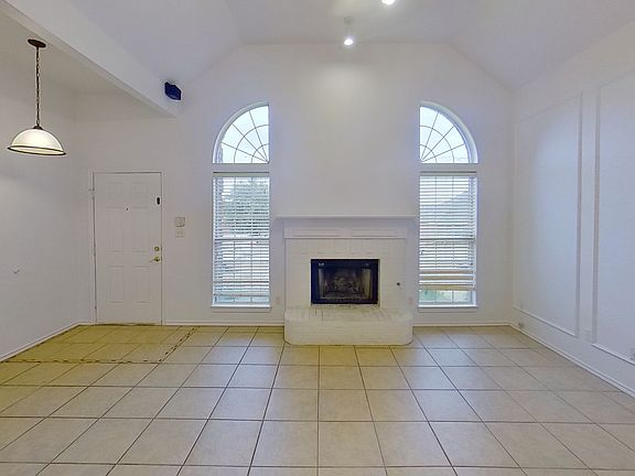 4th image of 2014 Silverway Ln