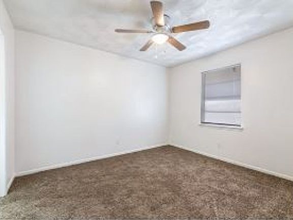 2nd image of 304 Norman Dr APT 13