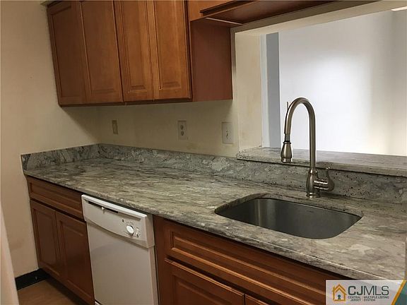 5th image of 2412 Ravens Crest Dr #2412