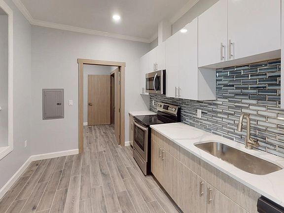 3rd image of 340 Westside Ave #505