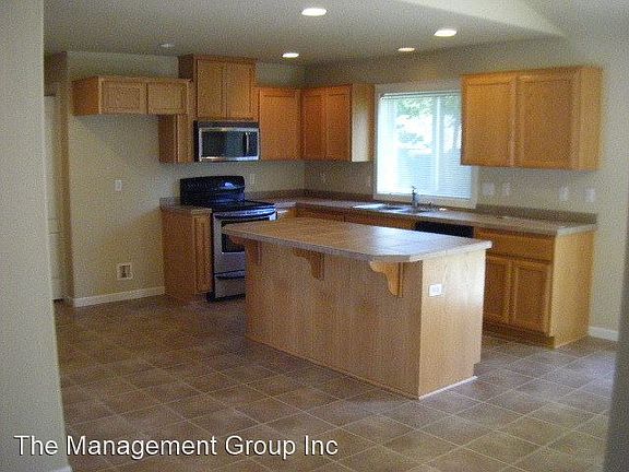 5th image of 7011 NE 72nd Cir