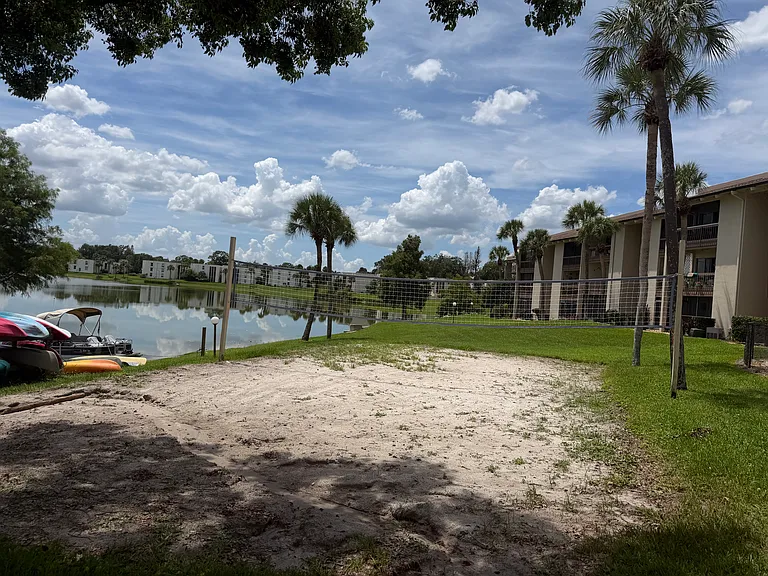 620 Orange Dr #227 — Photo 25