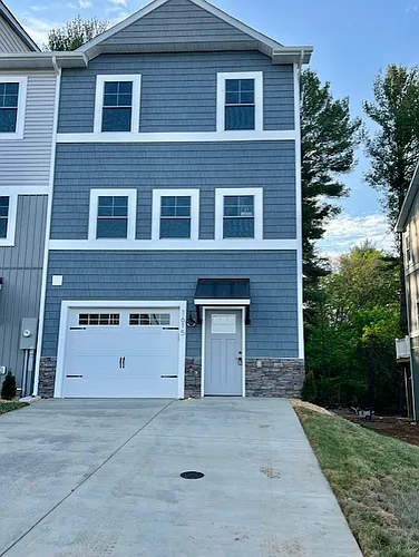 1615 Palomino Trl Photo 1