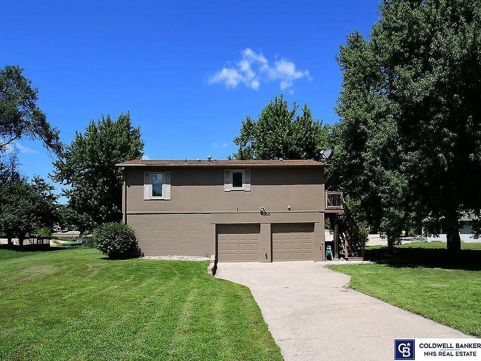 1st image of 4000 Lakeview Dr
