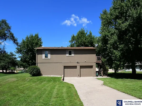 4000 Lakeview Dr, Lakeview Dr, NE 68016