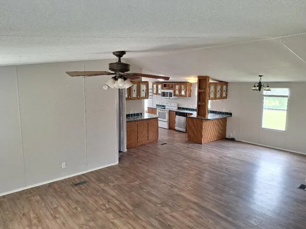 (undisclosed Address), Quinlan, TX 75474
