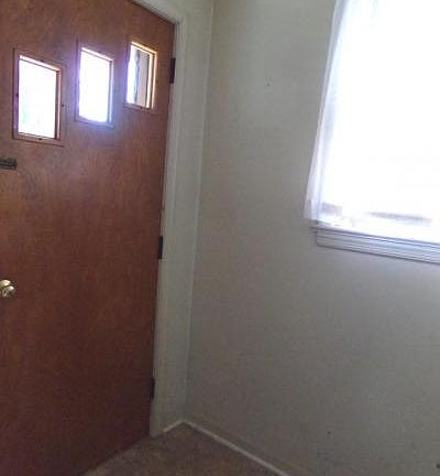 4th image of 2131 N Sherman St