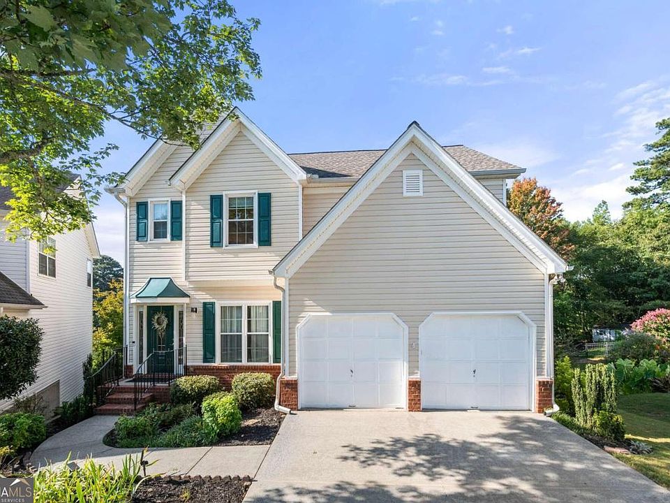 1st image of 2450 Lakebrooke Dr