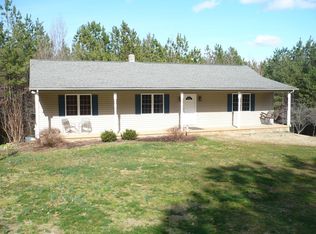 1563 Dry Bridge Rd, Chatham, VA 24531