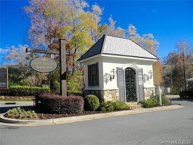 2nd image of 5149 Longbrooke Ct #3