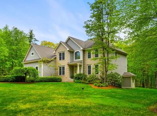 115 Long Hill Rd, Hollis, NH 03049