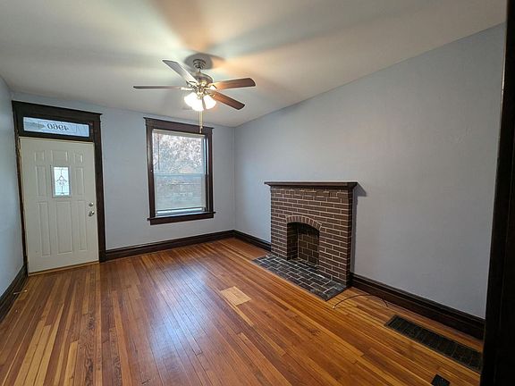 3rd image of 4960 Odell St #1F