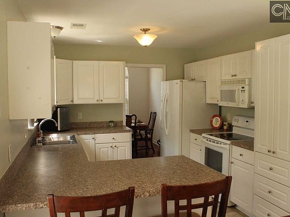 3rd image of 191 Elm Creek Dr