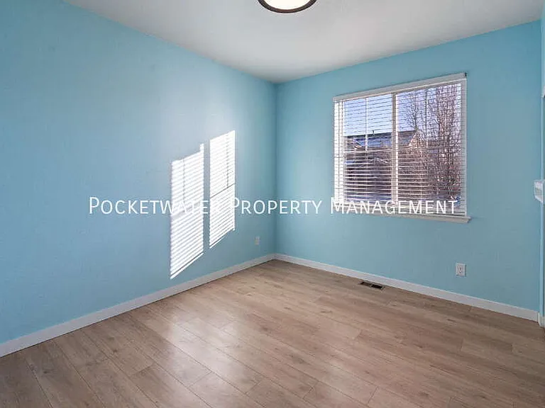5019 Thistle Dr — Photo 3