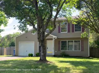 914 Sandy Cir, Manahawkin, NJ 08050