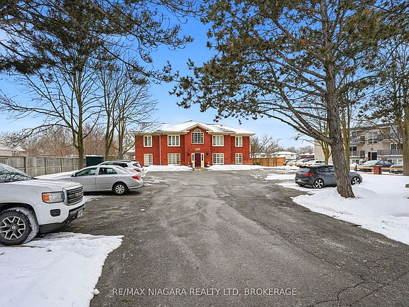 2nd image of 250 Linwell Rd #202