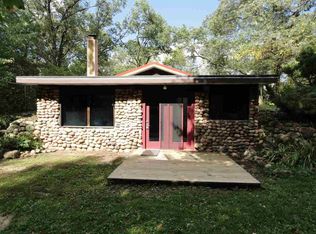 8124 Russell Ln, Almond, WI 54909