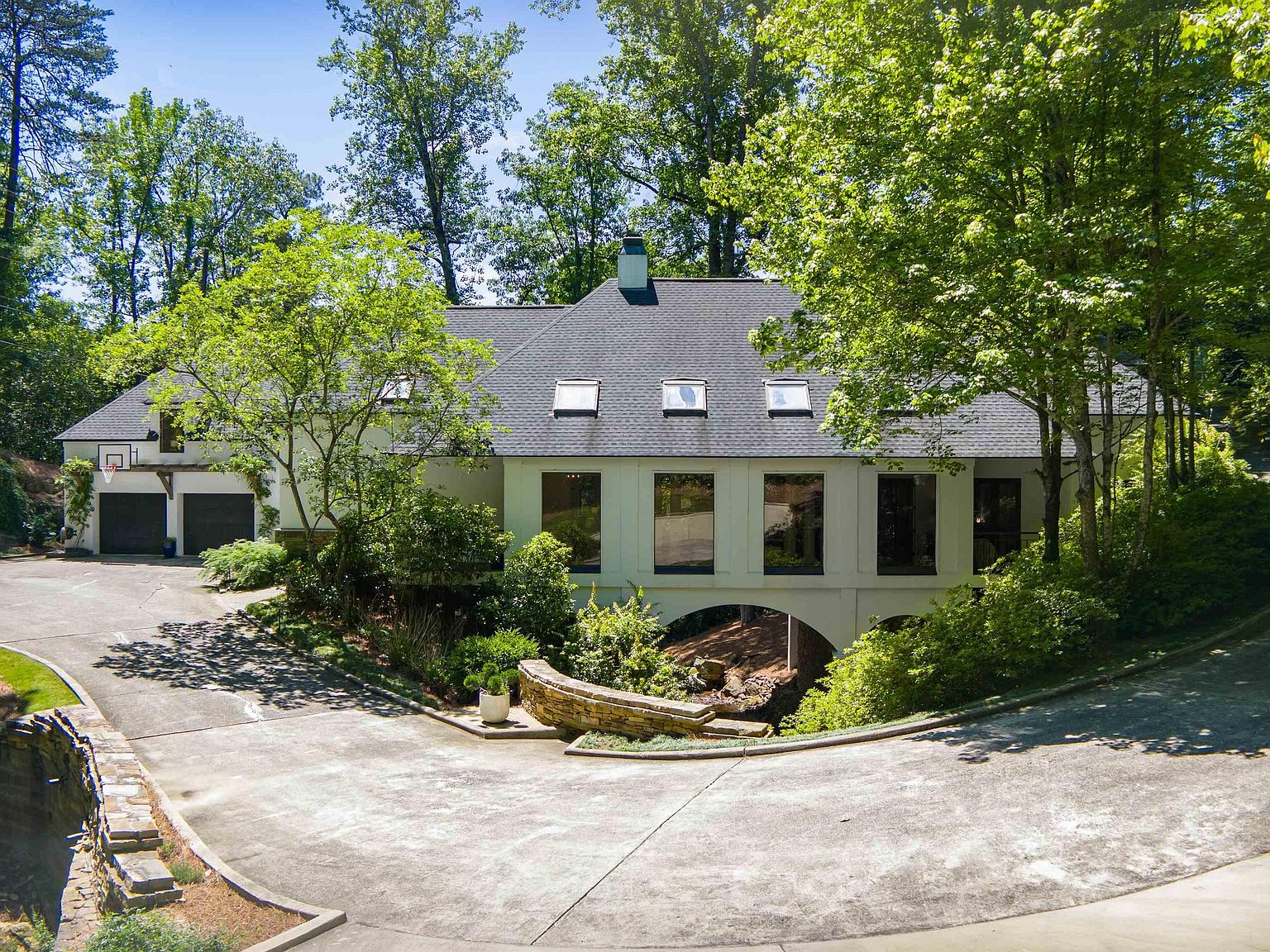 2211 Lane Park Rd