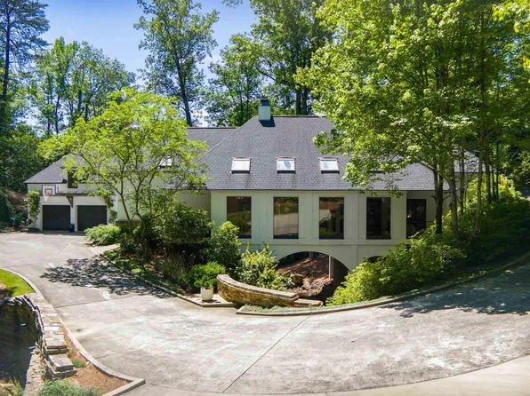 2211 Lane Park Rd, Mountain Brook, AL 35223
