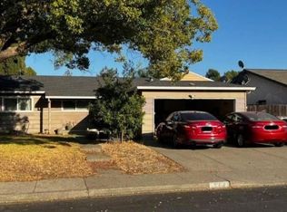 213 Coronado Ct, Vacaville, CA 95687