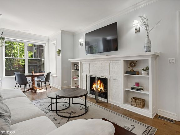 4th image of 2711 N Mildred Ave APT 1B